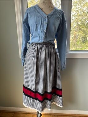 Vision I vintage 90’s cotton denim cropped button-down or bolero jacket Large